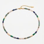 Колие Wave с мъниста и 18к златно покритие, изработено от медицинска стомана 304L в многоцветен дизайн.