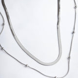 Двойно колие змийска плетка и нежни топчета