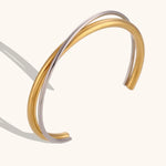 Гривна Bangle Хибрид с 18к златно покритие в минималистичен дизайн.