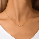 Сребърно колие "Golden Sphere" с 5 златни топчета, елегантен аксесоар за всеки ден.